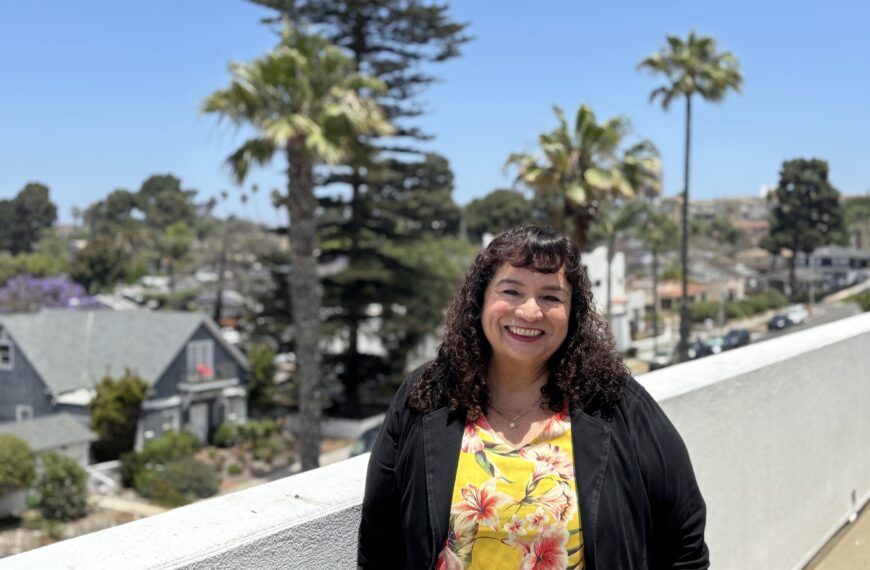 La primera alcaldesa latina de Oceanside, Esther C. Sánchez, se mantiene firme por el progreso y los derechos de la comunidad